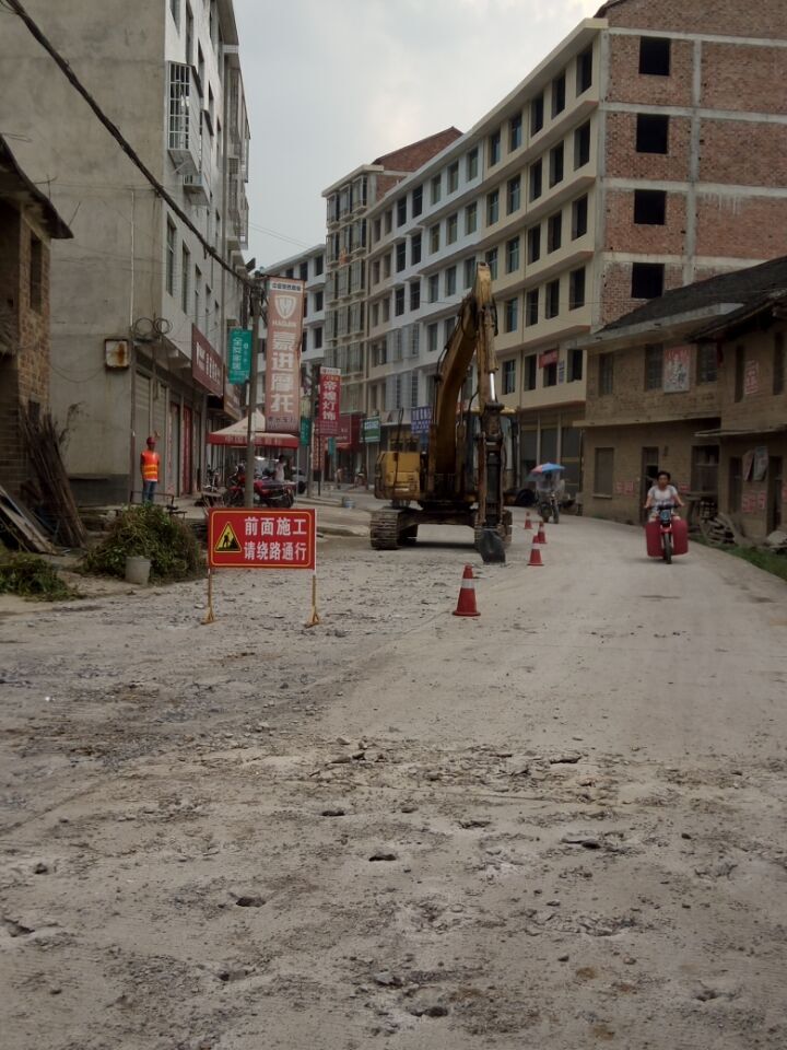 跟综圳上镇城区街道改建,为您传送进度佳音……按时间顺序