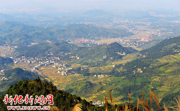 家乡动态 美丽乡村报道 正文2         维山乡地处新化南端,与新邵县